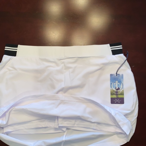 Tee Time Golf Wear Skort - Picture 5 of 8